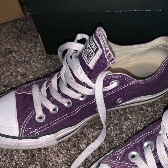 Purple converse - Picture 6 of 6